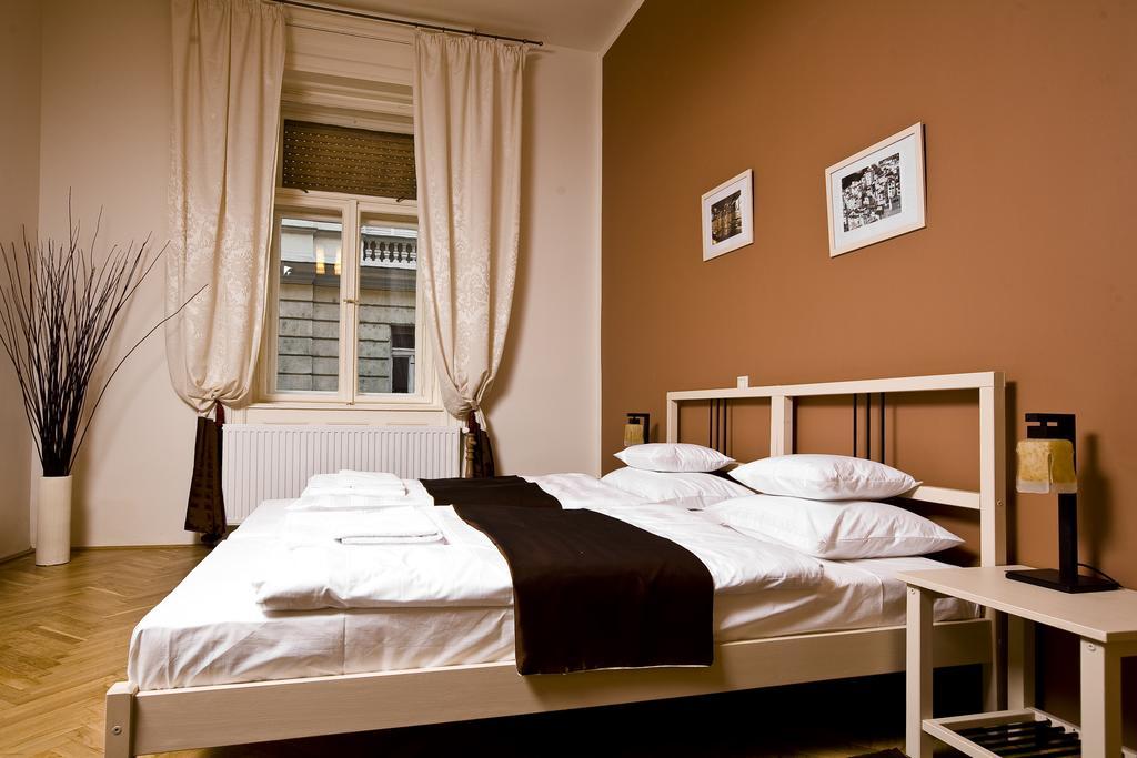 Budapest Rooms Bed And Breakfast Номер фото